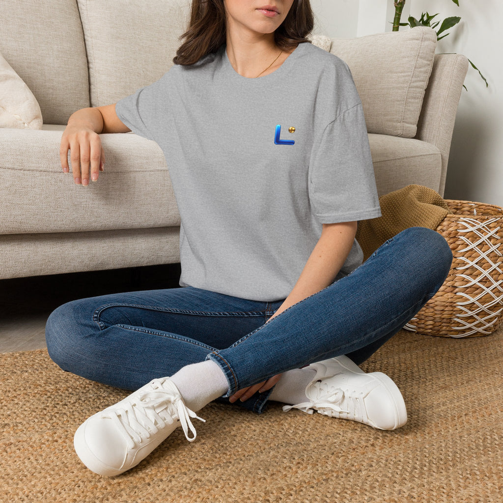 LongView Compute Minimalist Tee – Small 'L' Emblem