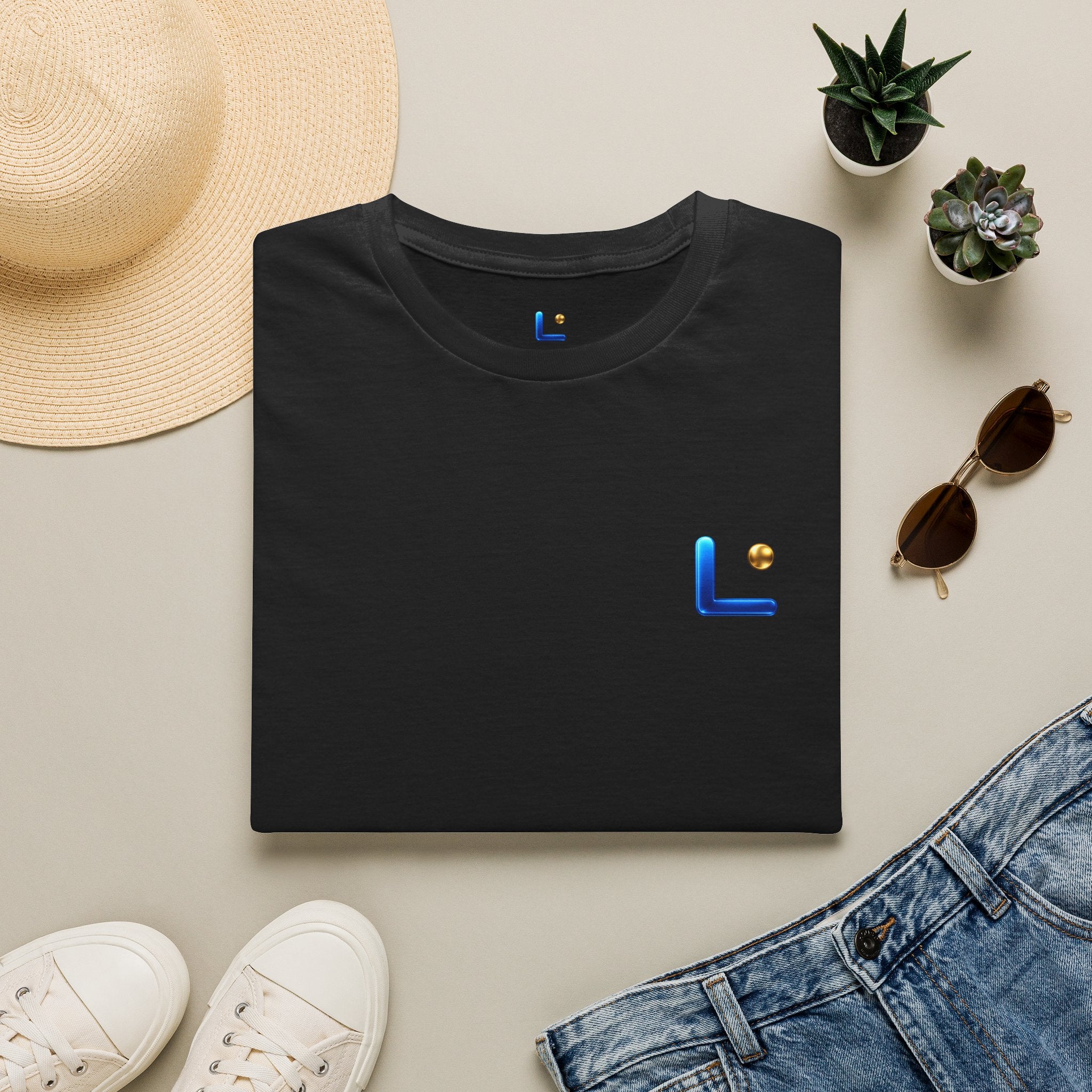 LongView Compute Minimalist Tee – Small 'L' Emblem