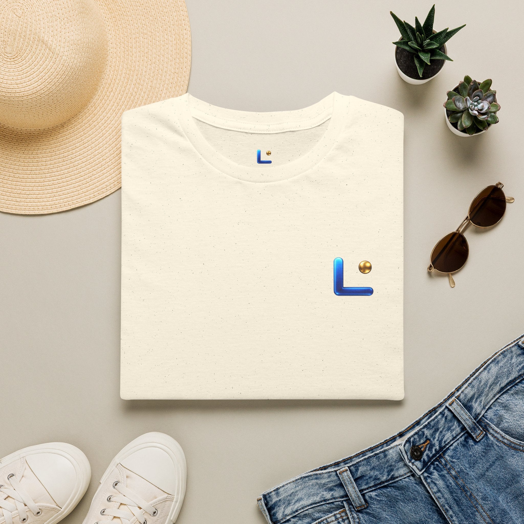LongView Compute Minimalist Tee – Small 'L' Emblem